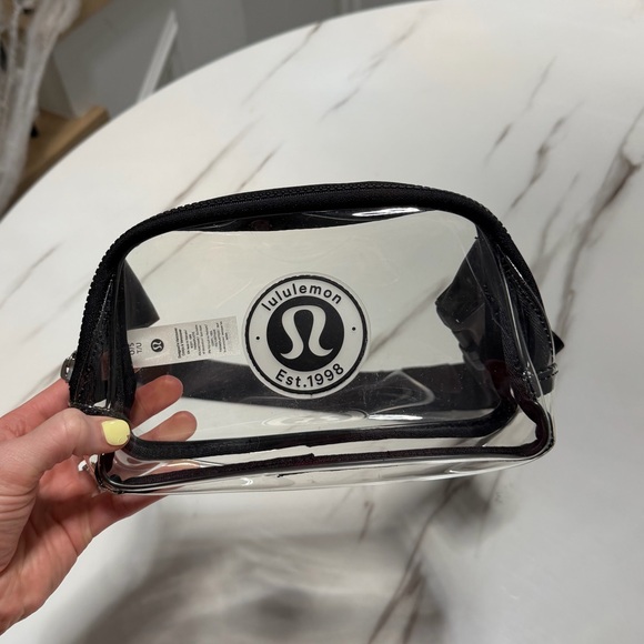 lululemon athletica clear Fanny - Picture 1 of 2